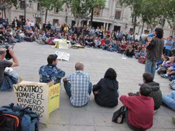 15m-je-de-valencia-y-alicante-no-se-pronuncian-sobre-las-reuniones-de-los-acampados-porque-no-son-partidos-politicos$599x0